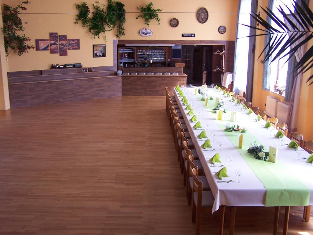 Hotel Glindenberger Hof エクステリア 写真